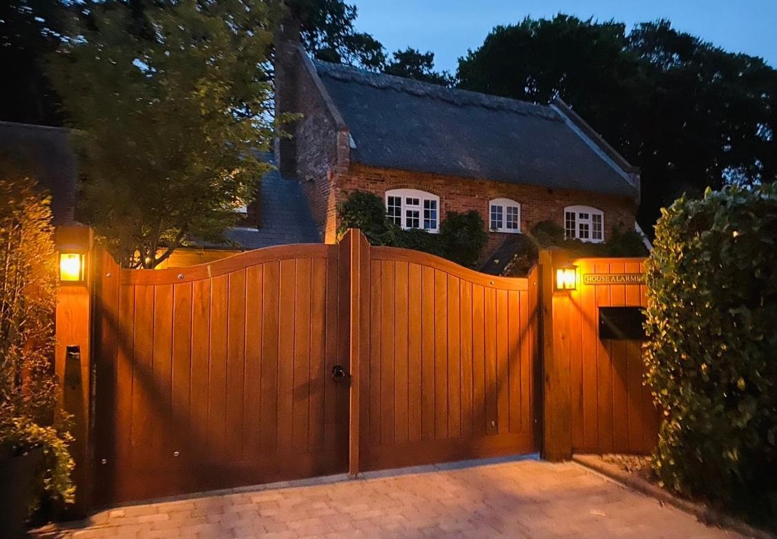 Little Woodside A Beautiful New Forest Self Contained Private Luxury Annexe New Milton Dış mekan fotoğraf