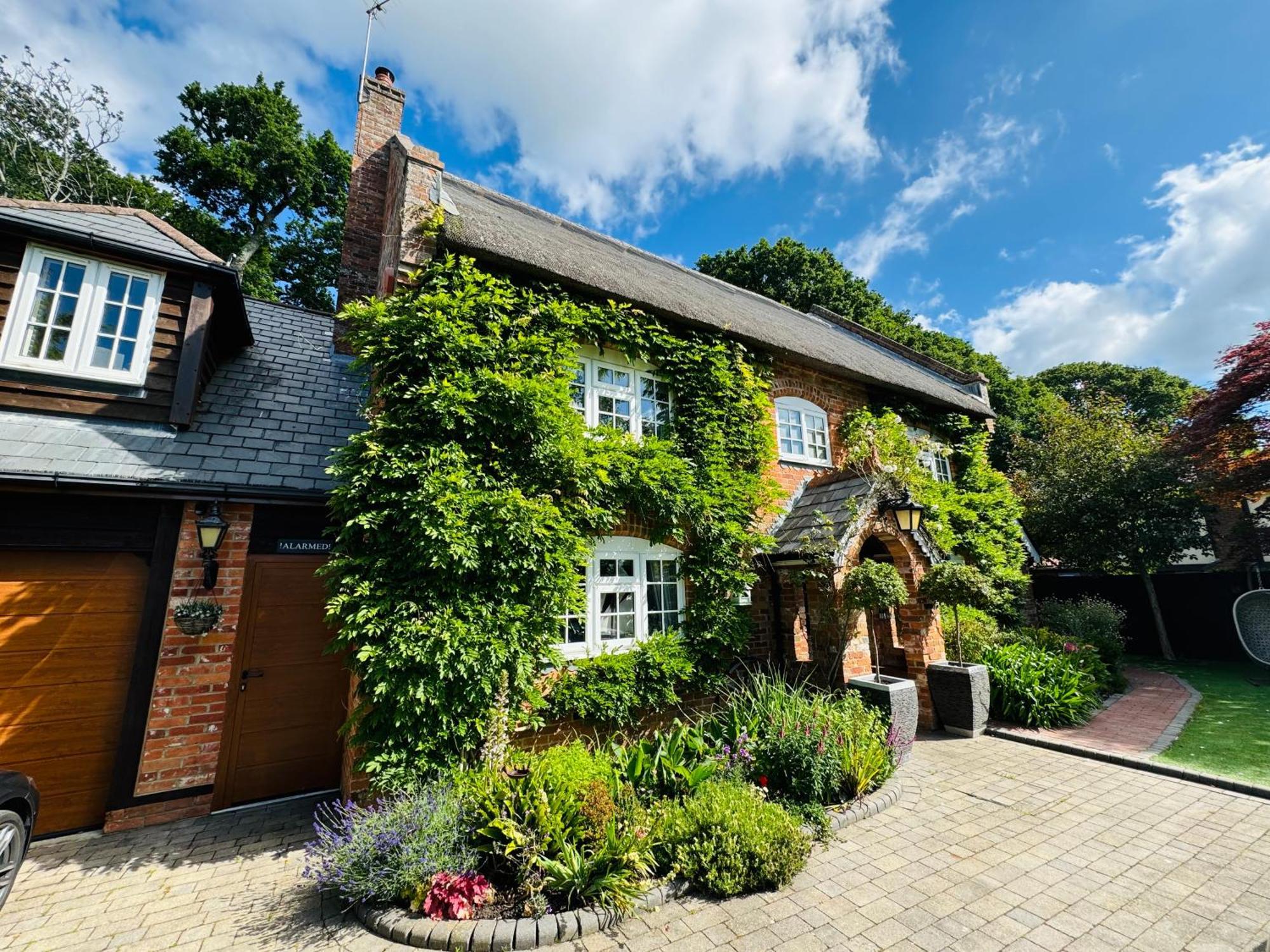 Little Woodside A Beautiful New Forest Self Contained Private Luxury Annexe New Milton Dış mekan fotoğraf